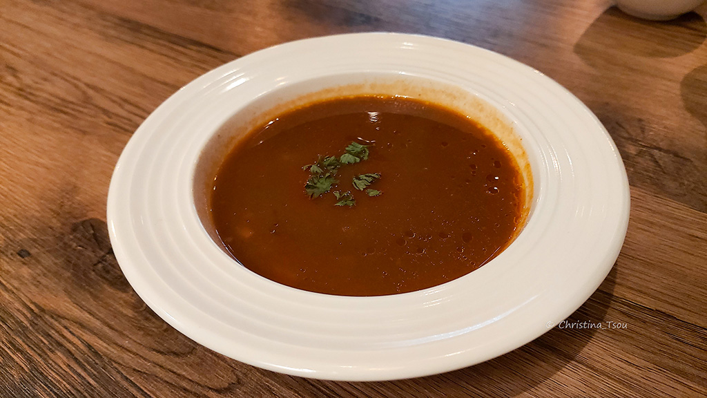 匈牙利牛肉湯-貓王經典餐廳