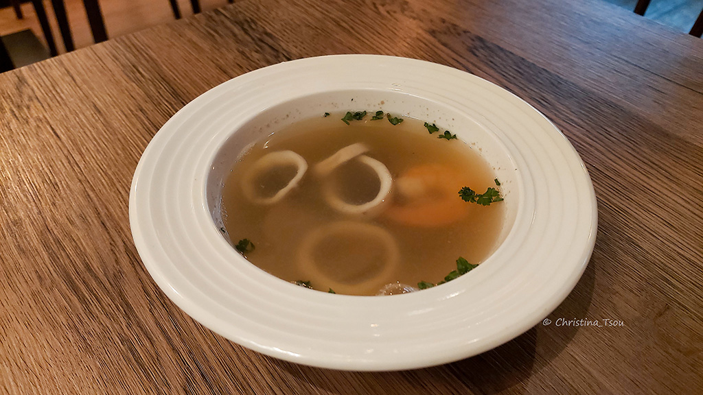 義式海鮮湯-貓王經典餐廳