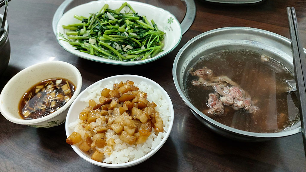 阿財牛肉湯-台南安平美食