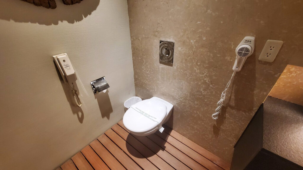 廁所-露泉渡假溫泉館