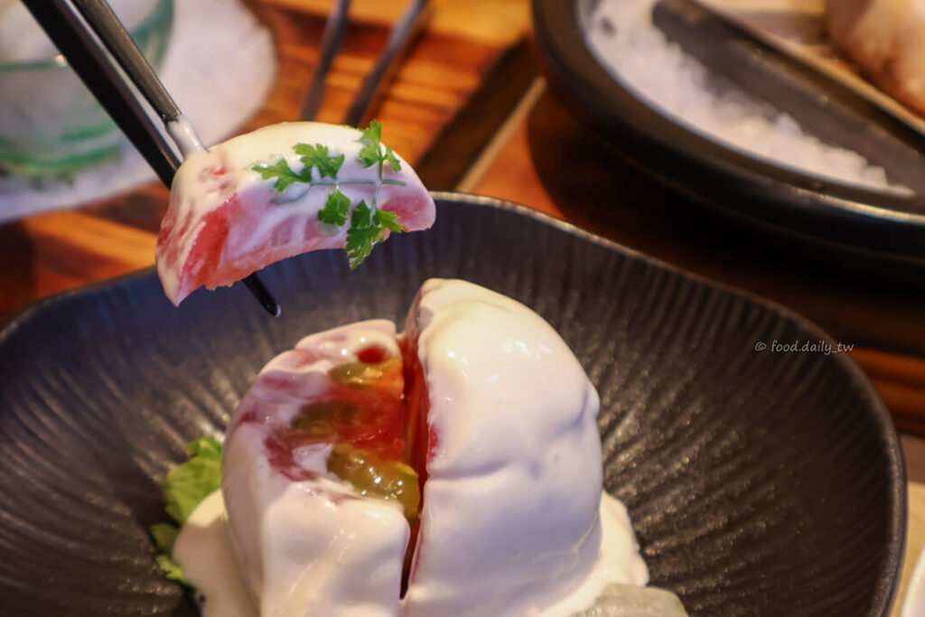 燻鮭魚番茄佐優格醬-藝奇日本料理